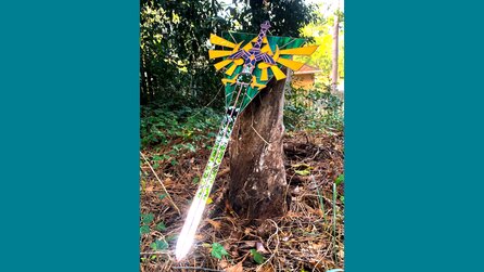 Zelda-Spieler baut wunderschönes Masterschwert aus Buntglas und die Community ist begeistert, aber scherzt: Genauso haltbar wie in BotW