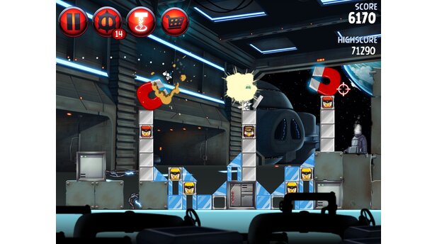 Angry Birds: Star Wars 2Abstoßende Anziehungskraft: Hier machte Schweinchen Jango Fett Bekanntschaft mit einem Magneten.