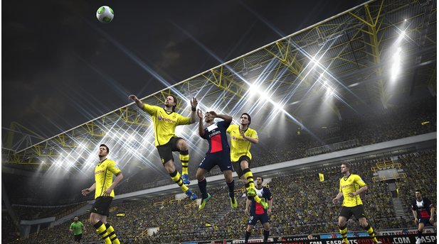 FIFA 14 (PlayStation 4 Xbox One)Bessere Spielermodelle und 3D-Zuschauer ...