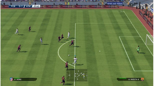 Pro Evolution Soccer 2015Pässe in den Lauf sind sehr effektiv und lassen sich wunderbar genau timen.