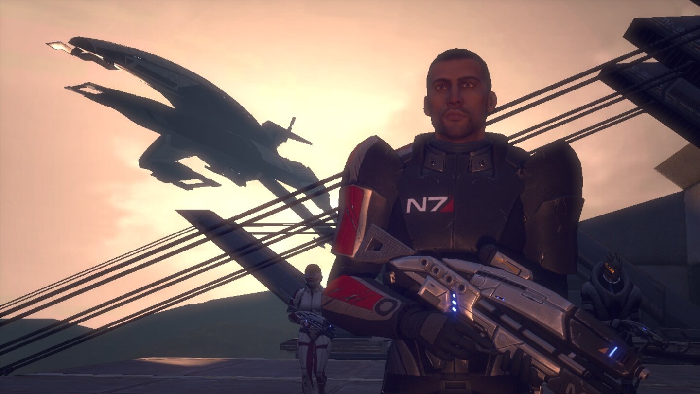 Geheimtipp: Mass Effect (Xbox 360; 91%, GamePro 01/2008) Die RPG-Profis von BioWare strickten mit Mass Effect ein eigenes, faszinierendes Universum mit einer Geschichte, die jedem SciFi-Blockbuster gut stehen würde. Gelungene Dialoge, gute Spielbarkeit und ein abwechslungsreiches Design rundeten Shepards erstes Abenteuer ab.