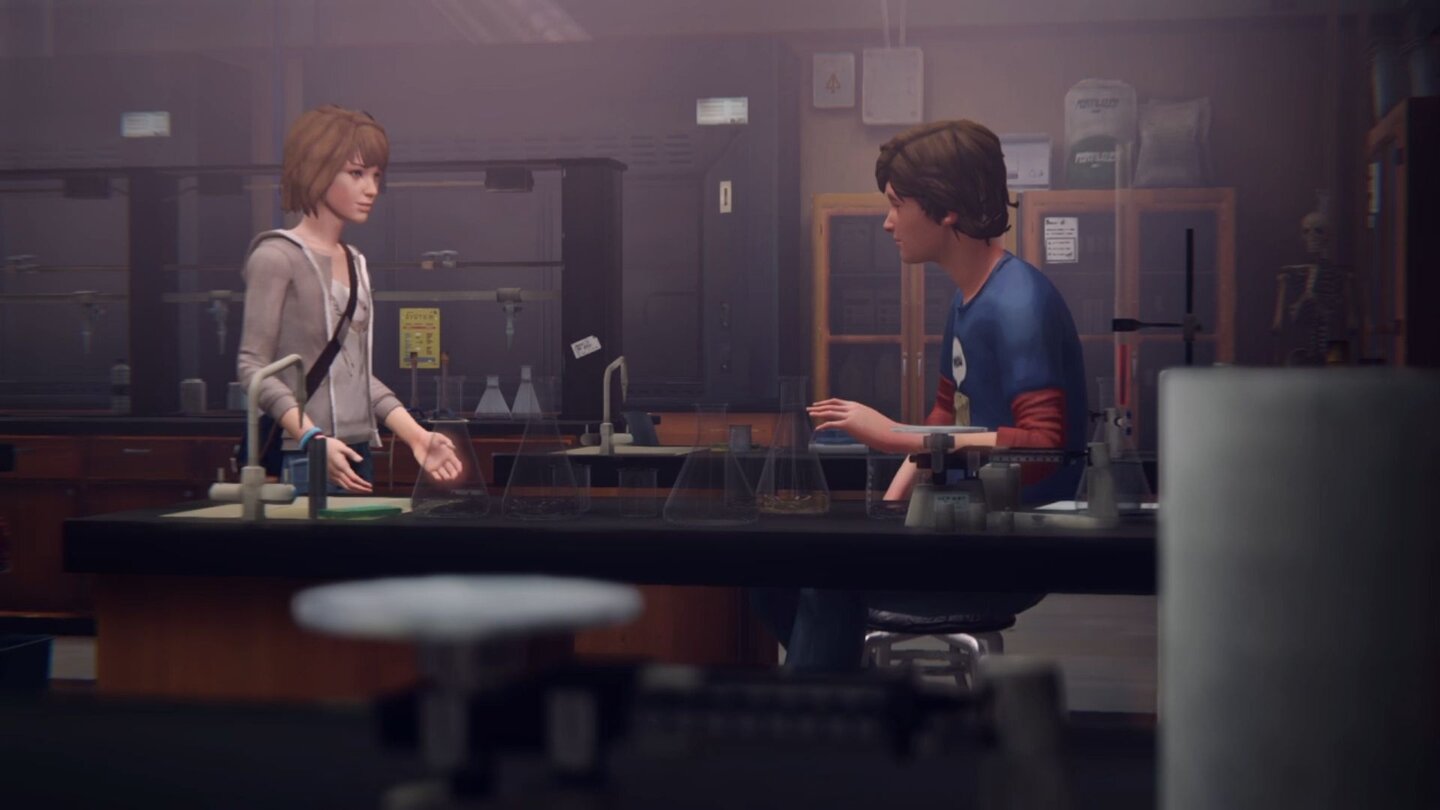 Life is Strange - Episode 2: Out of TimeIm Chemielabor können wir Warran bei seinem Experiment helfen.