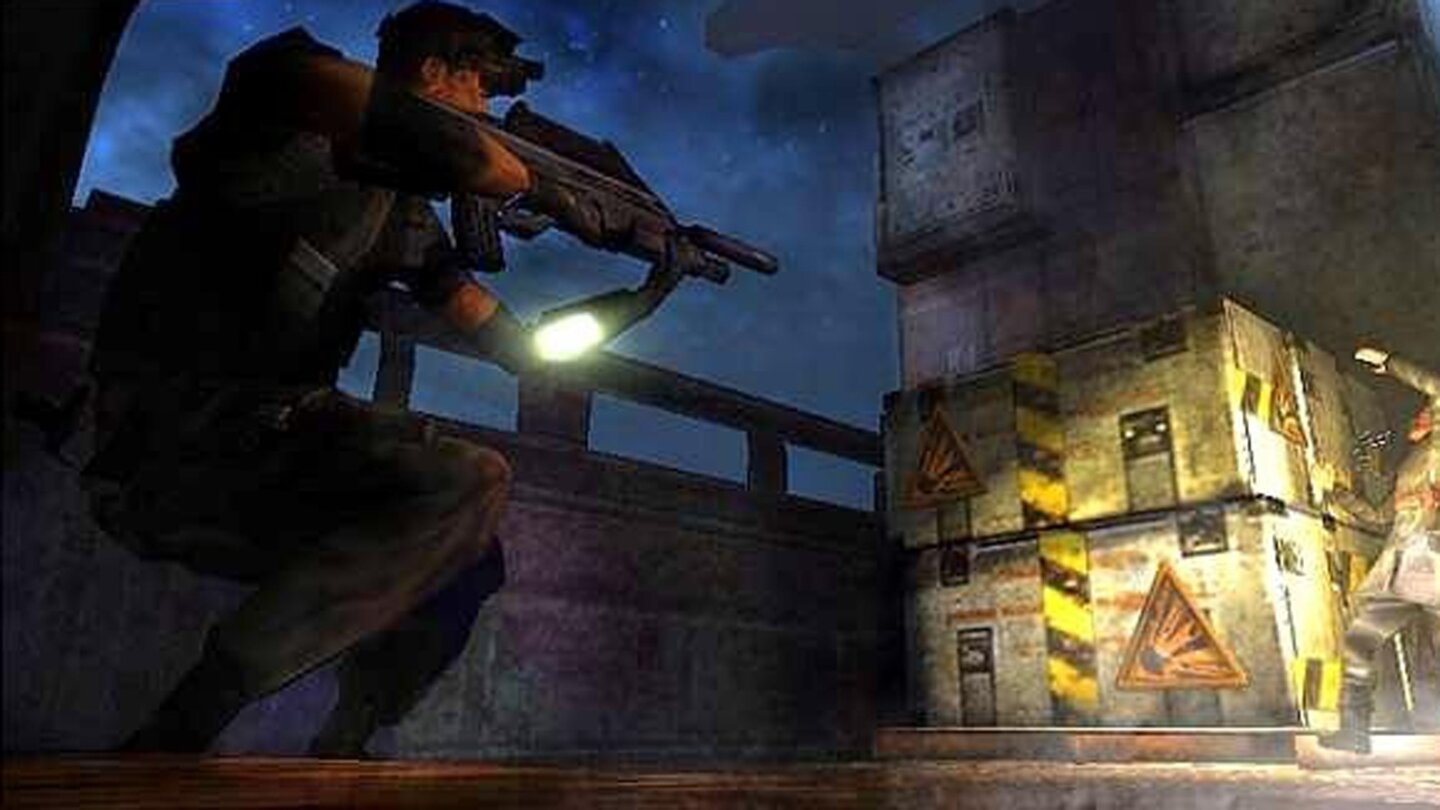 Splinter Cell Essentials (2006) - Unreal Engine 2