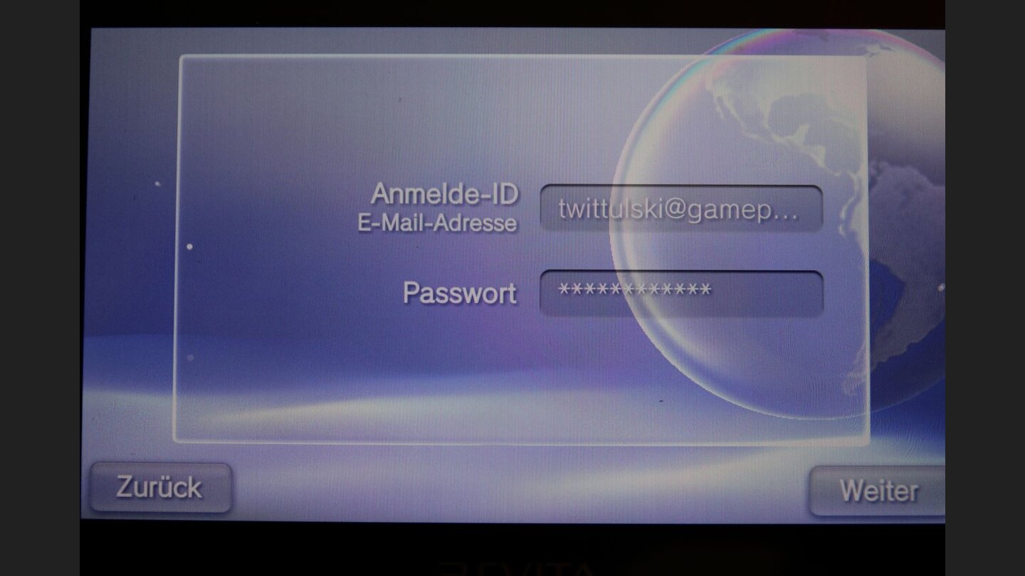 Der Erste Start6. … und tragt im Anschluss eure Daten fürs PSN in das Formular ein.