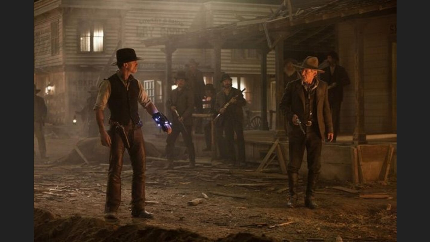 Cowboys + Aliens In der Comicvorlage gibt es einige Unterschiede zum Film. Beispielsweise spielen Indianer eine viel größere Rolle. (Paramount Pictures Germany)