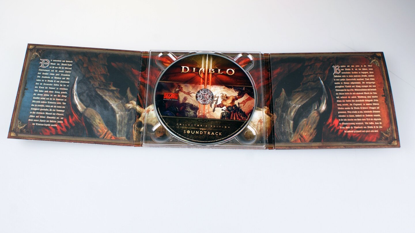Diablo 3 - Die Collector's Edition ausgepacktDie Soundtrack-CD aus der Collector's Edition von Diablo 3 liefert 24 Stücke aus dem Original-Soundtrack.