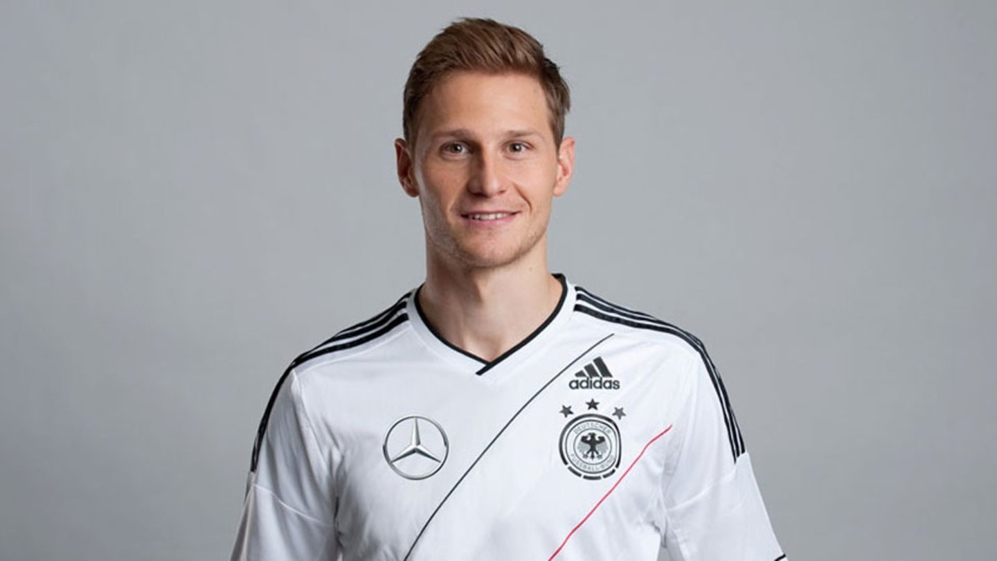 Die deutsche Nationalmannschaft zur EM 2012Benedikt Höwedes