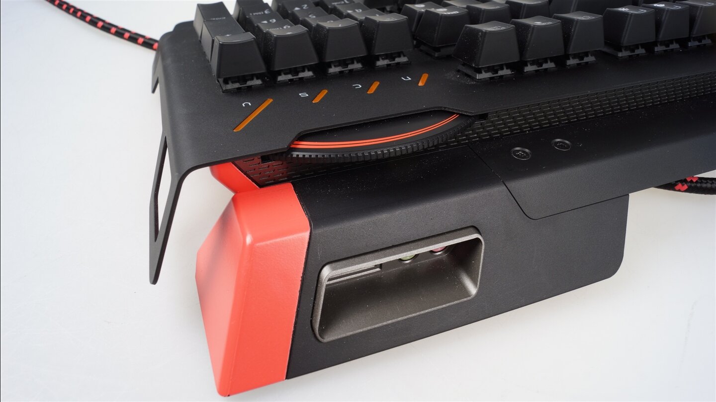 EpicGear Dezimator