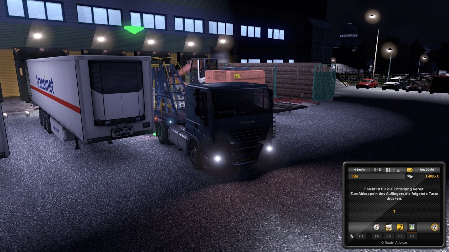 Euro Truck Simulator 2Fummelig: Wer einen Bonus einsacken will, parkt seine Fracht am Zielort manuell ein. Das ist wie damals das Andocken in Elite, ohne Docking-Computer...