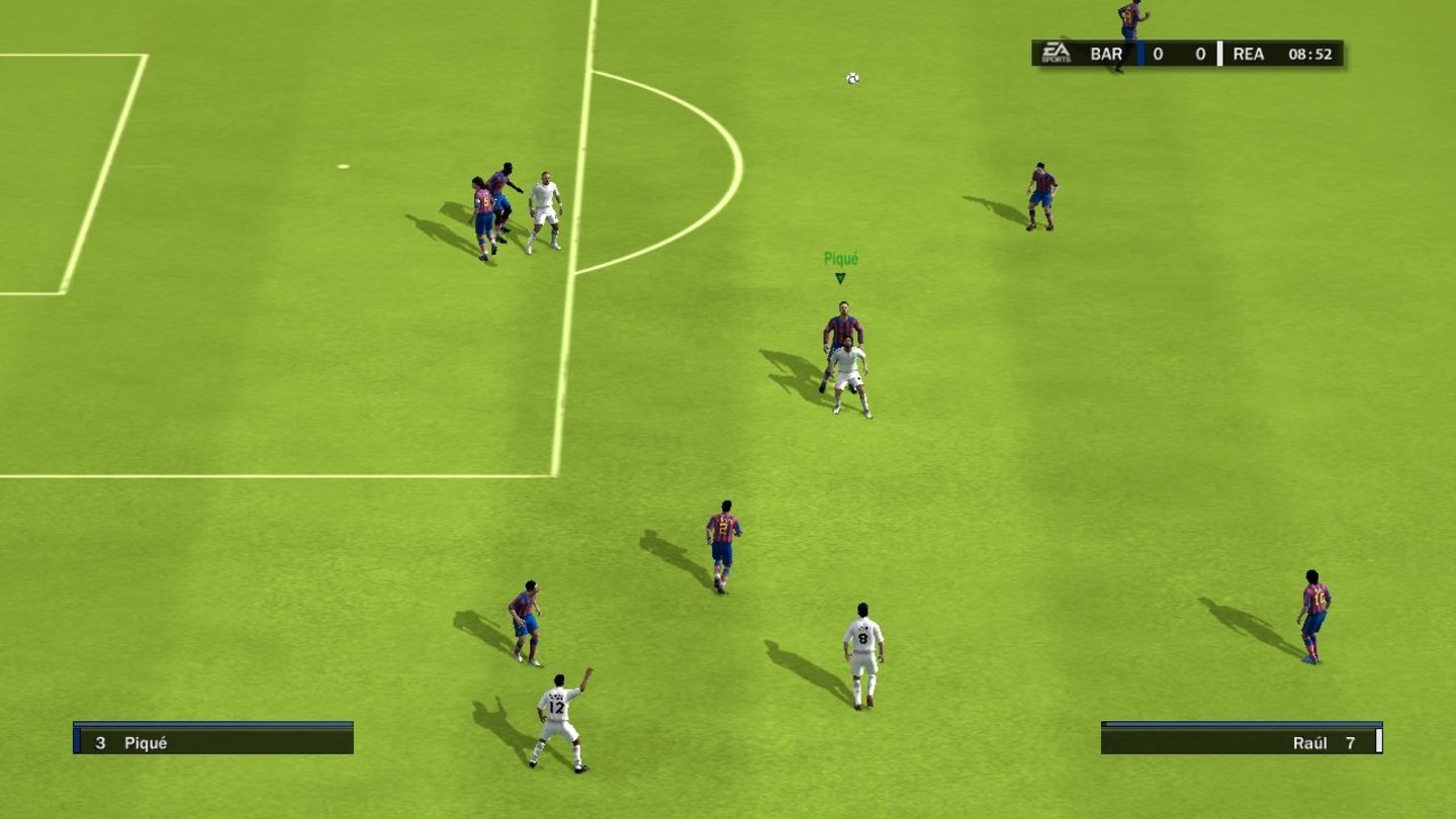 FIFA 10In FIFA 10 verliefen die Ballkämpfe noch unrealistisch friedvoll.