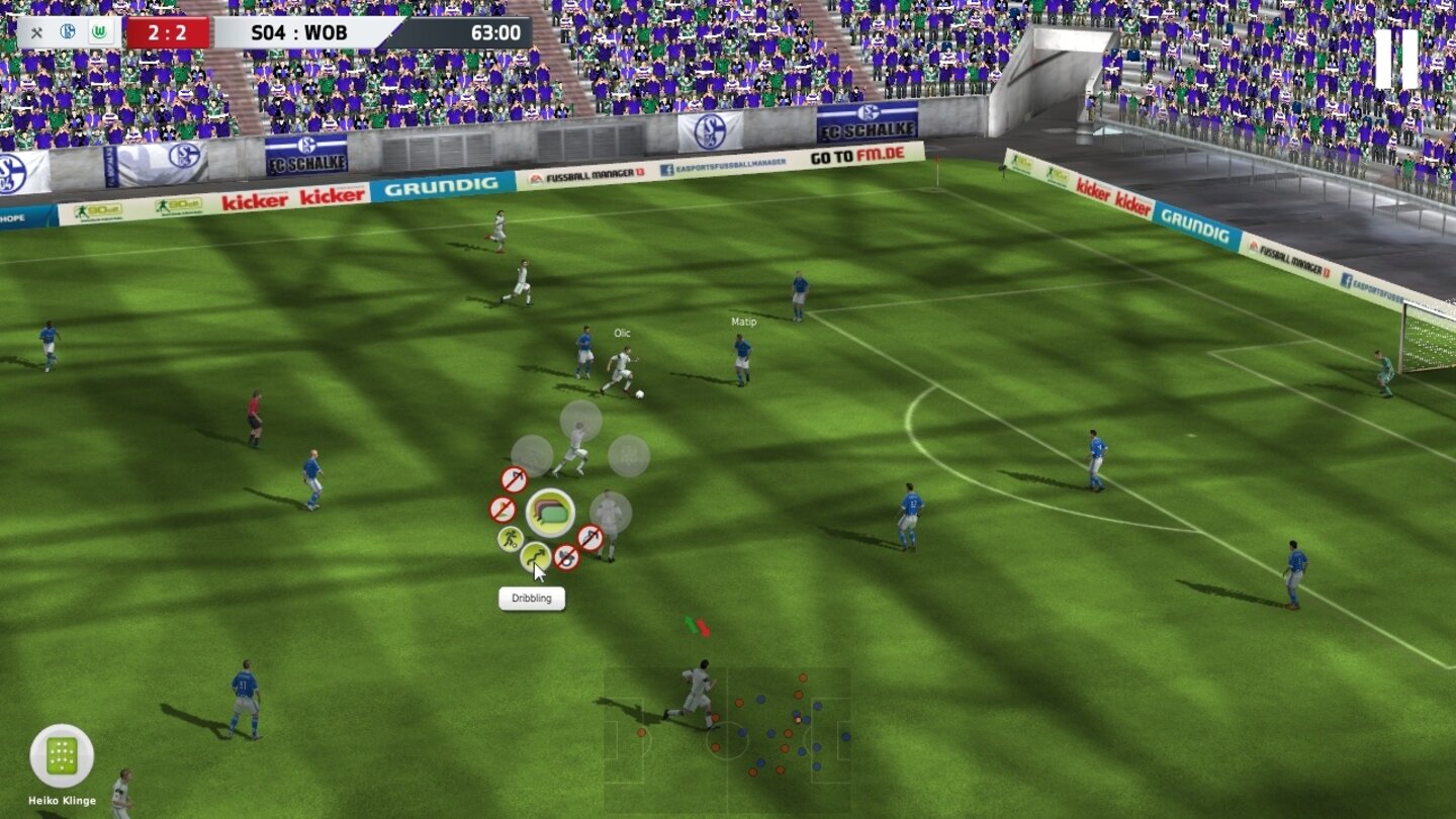 Fussball Manager 13Der Fussball Manager 13 verwendet ein weiteres Mal die völlig veraltete Grafik-Engine von Fifa 09. Es gibt jetzt ein wenig mehr taktische Möglichkeiten, die aber nicht immer wie gewünscht umgesetzt werden.