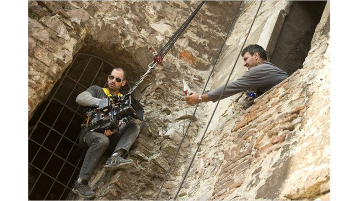Ghost Rider 2... oder klettern auch mal selbst an Wänden hinauf, um die bestmöglichen Einstellungen einzufangen.Bildrechte: Universum/Walt Disney Studios Motion Pictures Germany GmbH
