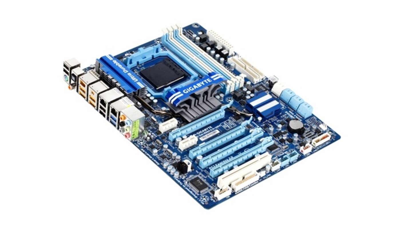 Gigabyte GA-890FXA-UD5Immerhin 150 Euro kostet das Gigabyte GA-890FXA-UD5. Es bietet dafür Crossfire-Unterstützung, zwei USB-3.0- und nur vier USB-2.0-Ports, dafür aber zwei LAN-Buchsen.Gigabyte GA-890FXA-UD5 im Preisvergleich
