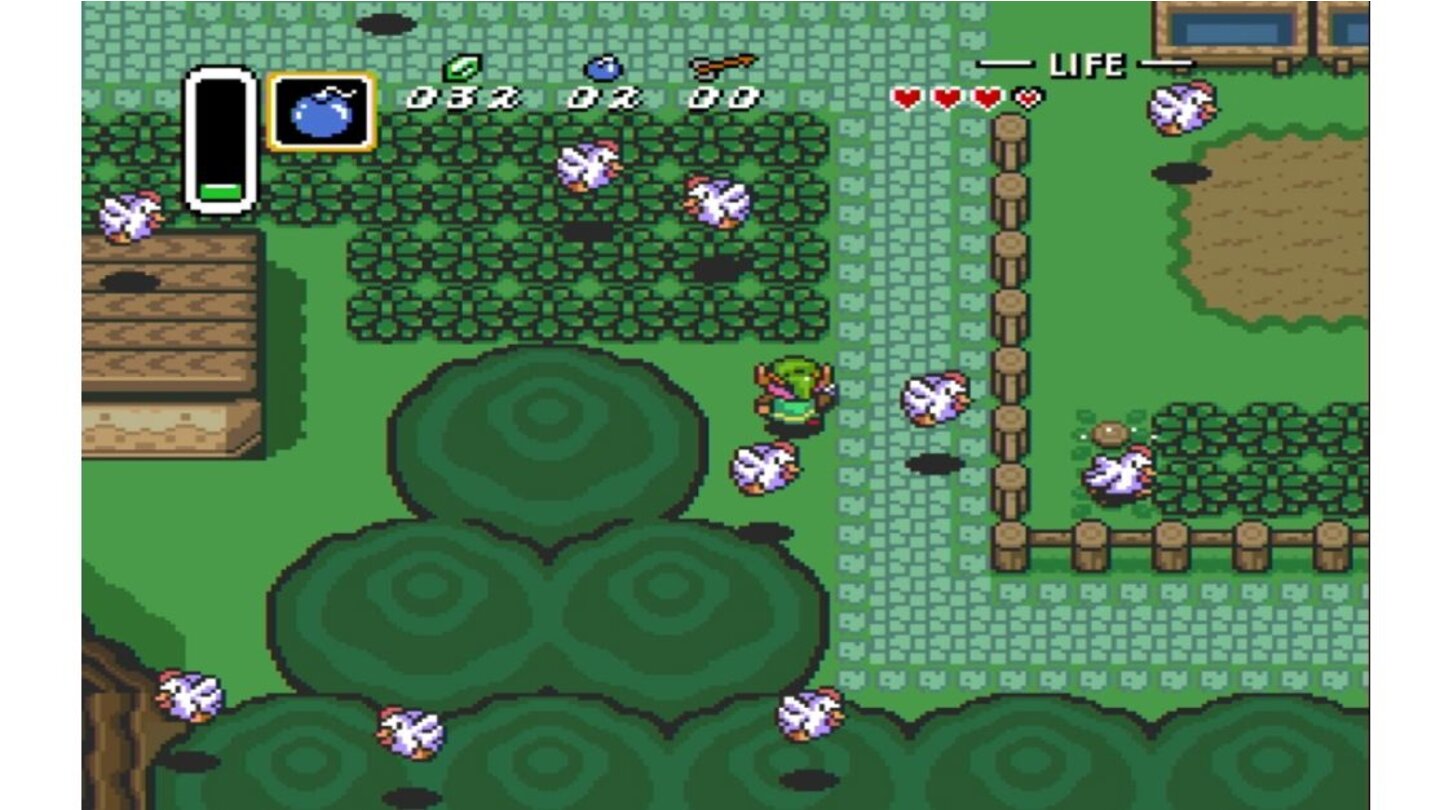 The Legend of Zelda: A Link to the Past (1991, SNES)Das dritte Spiel der Zelda-Reihe erscheint 1991 für das Super Nintendo und orientiert sich nach dem Sidescroller-Vorgänger The Adventure of Link wieder am ersten Teil: Nintendos Designteam kehrt zur Vogelperspektive zurück – wenn auch in ungleich prachtvollerer und auch heute noch charmanter 16-Bit-Optik. Ebenso ist das Spielprinzip selbst eine Rückkehr zu alten Tugenden, denn genau wie im ersten Spiel der Zelda-Serie muss Link Waffen und magische Gegenstände erobern, die er nacheinander in Dungeons findet. Nur so kann der Knabe mit der grünen Zipfelmütze das Königreich Hyrule vor dem bösen Ganon retten. A Link to the Past ist allerdings keine Fortsetzung, sondern erzählt die Vorgeschichte der bis dahin bekannten Zelda-Saga und setzt damit den Trend, für jede Fortsetzung wild und scheinbar zusammenhanglos in der Chronologie Hyrules herumzuspringen. Das Spiel ist auch ein wichtiger Evolutionsschritt innerhalb der Reihe, da hier viele Waffen und Spielelemente eingeführt wurden, die auch heute noch zu einem vernünftigen Zelda-Titel dazugehören. Zum Beispiel die Idee einer Parallelwelt: Später im Spiel wechselt Link in eine verzerrte Schattenversion seiner Heimatwelt, um dort Gegenstände zu finden und clever designte Rätsel zu lösen.