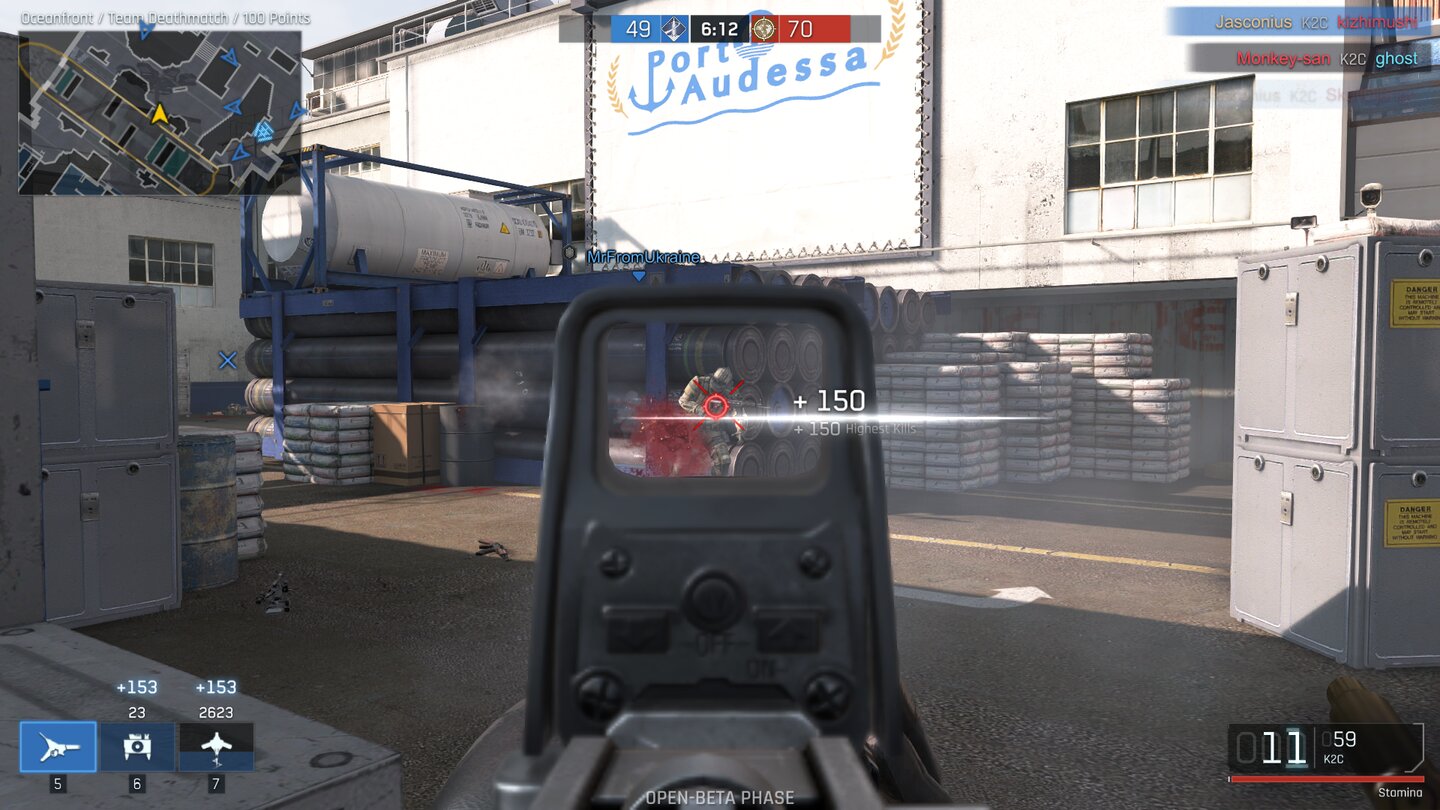 IronsightFür Kills gibt es Punkte, mit denen wir unsere Scorestreaks schneller freischalten und Challenges erfüllen.