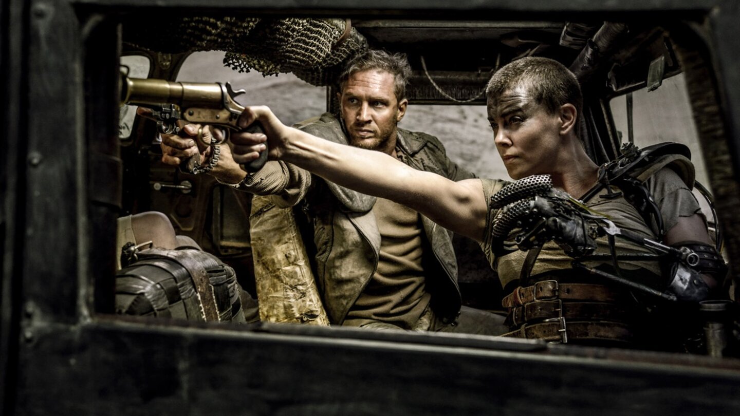 Mad Max: Fury RoadFuriosa, gespielt von Charlize Theron, ist der eigentliche Mittelpunkt des Film, die treibende Kraft.