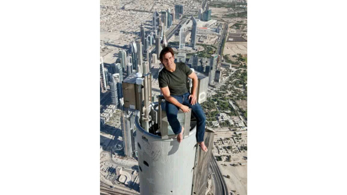 Mission: Impossible - Phantom ProtokollKeine Trickaufnahme, kein Stunt-Double: Tom Cruise kletterte persönlich bis auf die Spitze des Gebäudes.(Tom Cruise Official Twitter)