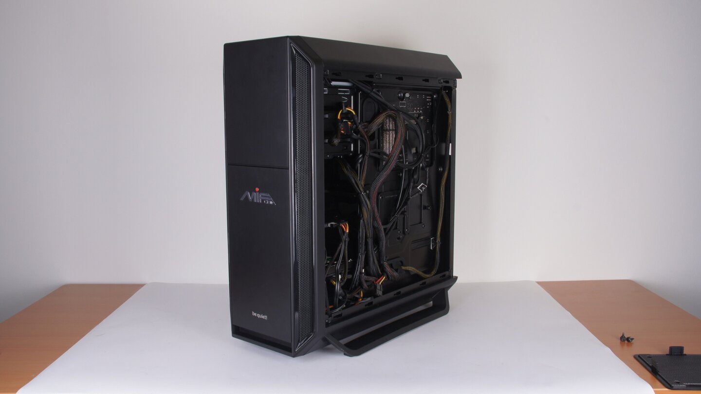 Mifcom Silent Gaming-PC BeQuiet! Edition - Kabelmanagement