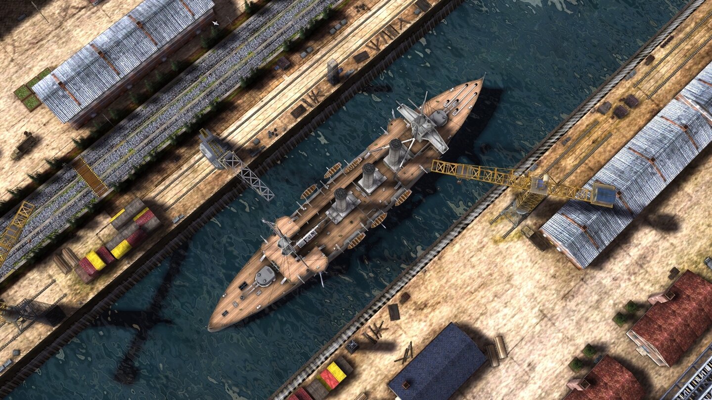 Navy Field 2Wir können unsere Schlachtschiffe, Kreuzer und Zerstörer frei drehen und begutachten.