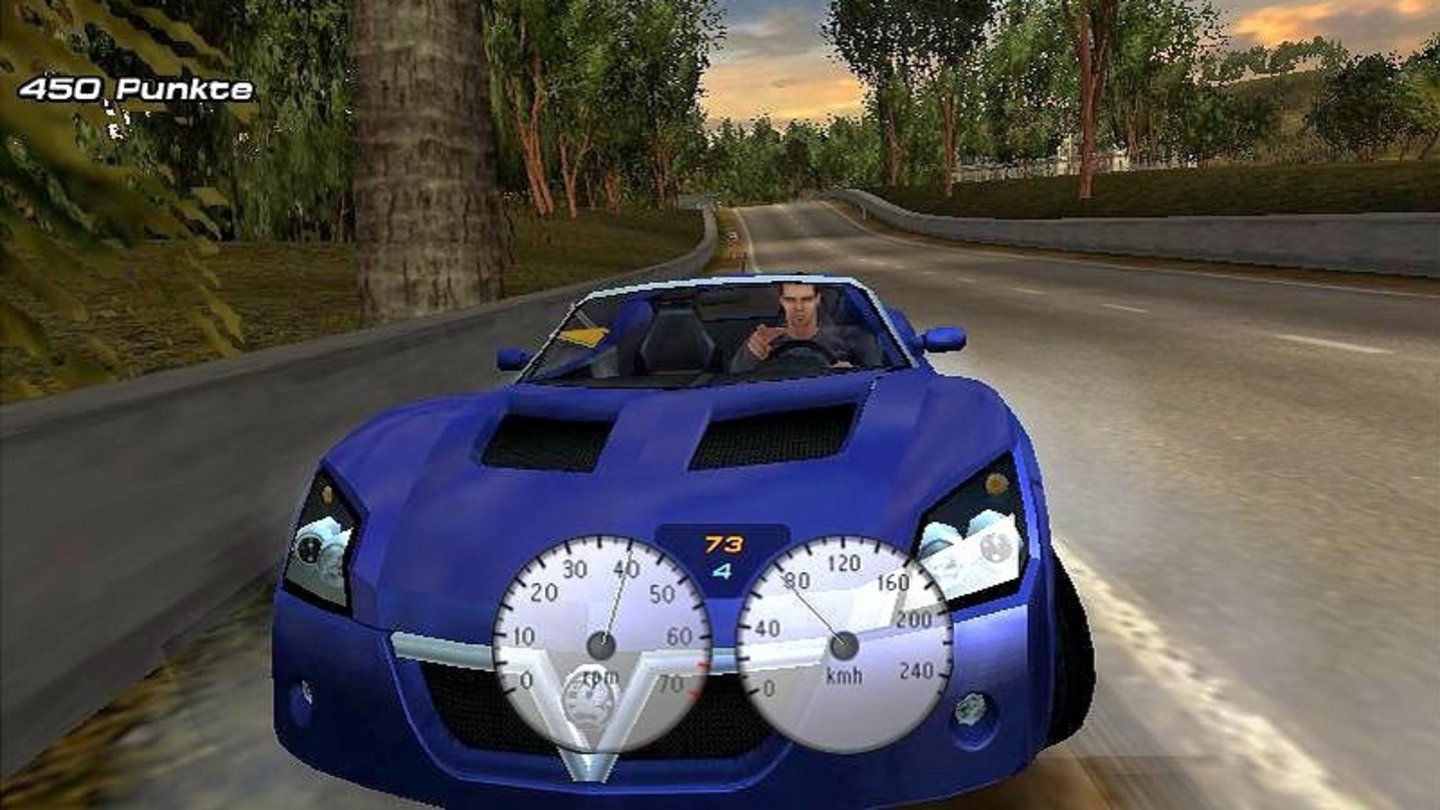 Need for Speed: Hot Pursuit 2 - 2002Der offiziell sechste Titel der Need for Speed-Serie, kehrte nicht nur namentlich wieder zu den Wurzeln der Serie zurück. Need for Speed: Hot Pursuit 2 war quasi eine technisch verbesserte Neuauflage des erfolgreichen Vorgängers von 1998. So war das Fahrgefühl wieder deutlich arcadelastiger als zuletzt in Porsche, und eine neue Grafik-Engine sorgte erstmalig für unterschiedliche Wettereffekte während der Rennen. Allerdings ist dies auch der erste Teil der Serie, der keine Cockpit-Ansicht mehr bietet.In Need for Speed: Hot Pursuit 2 standen 20 lizenzierte Supersportwagen zur Verfügung, die auf 16 verschiedenen Kursen ausgefahren werden durften. Dies ist zudem der erste Need for Speed-Teil, der auf der sechsten Konsolengeneration, zu der die Xbox und die PlayStation 2 gehörten, erschien.