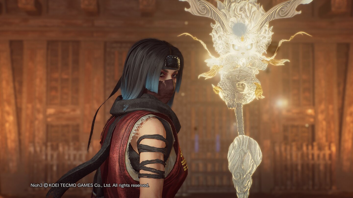 Nioh 3: Der Schutzgeist begleitet uns auf der Reise durch die Zeit.