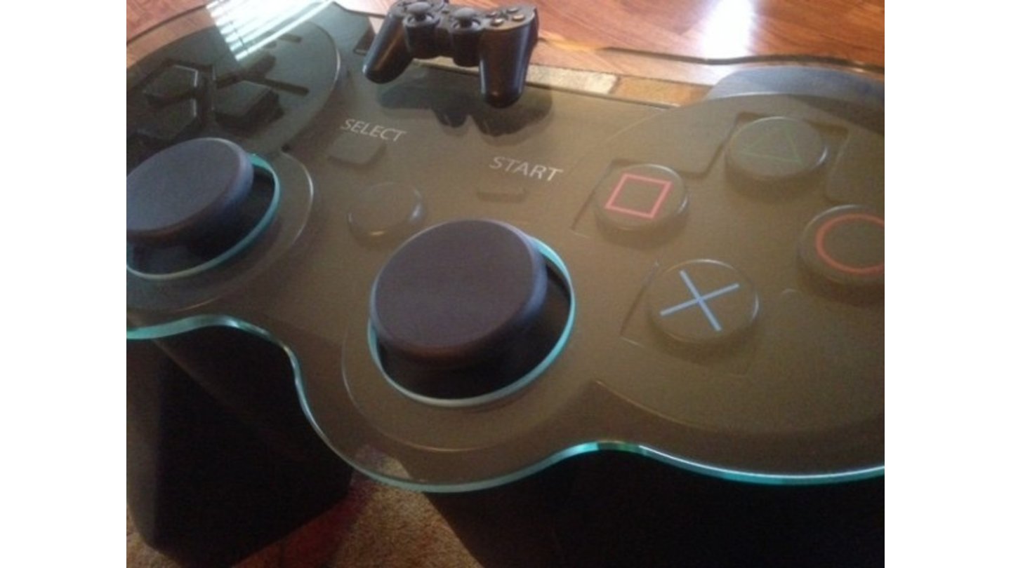 PlayStation-3-Tisch