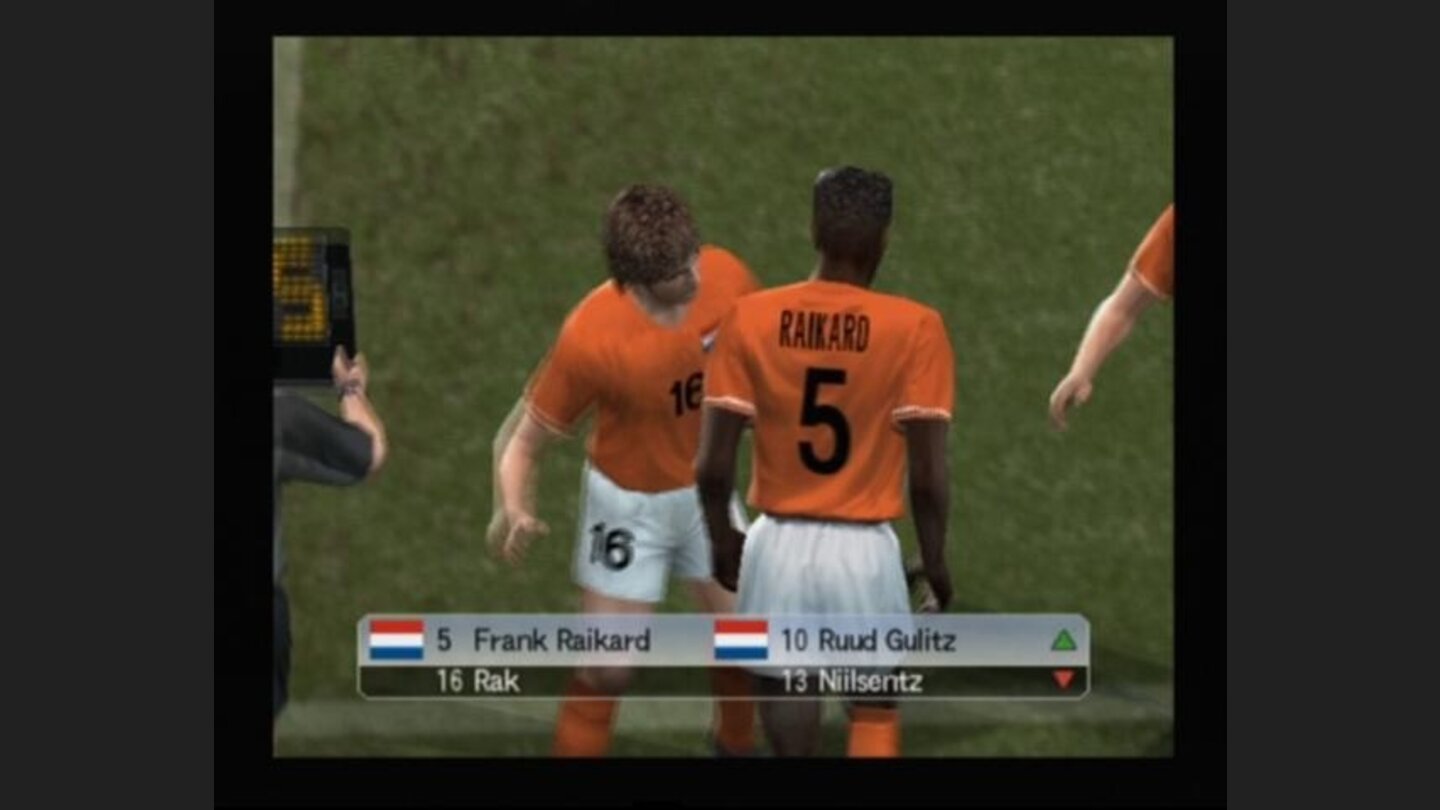 Replacing the players