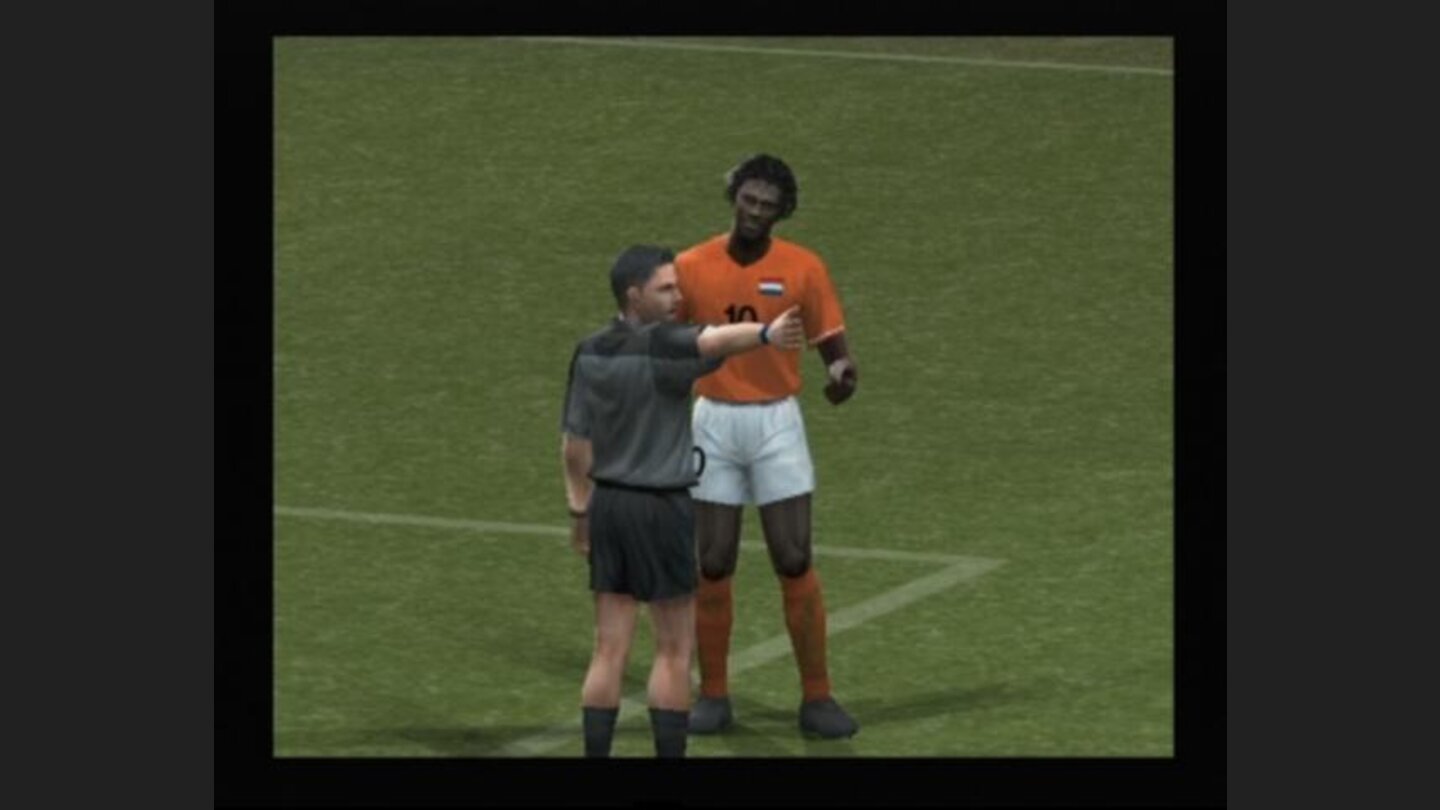 Dont go waving your fans over there, you hear me!?