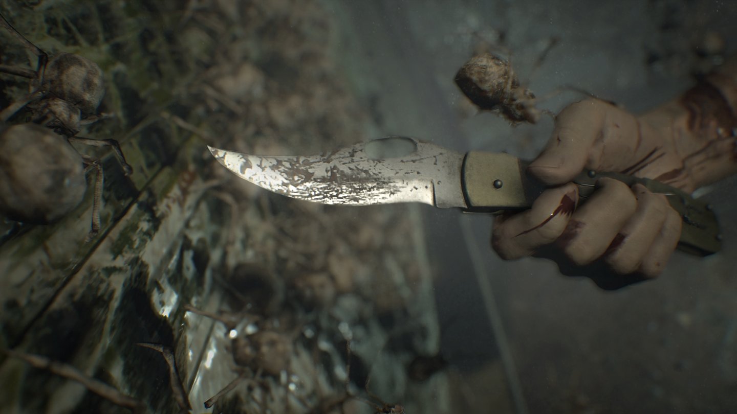Resident Evil 7Klassiker: Als erste Waffe bekommt Ethan ein lumpiges Messer.