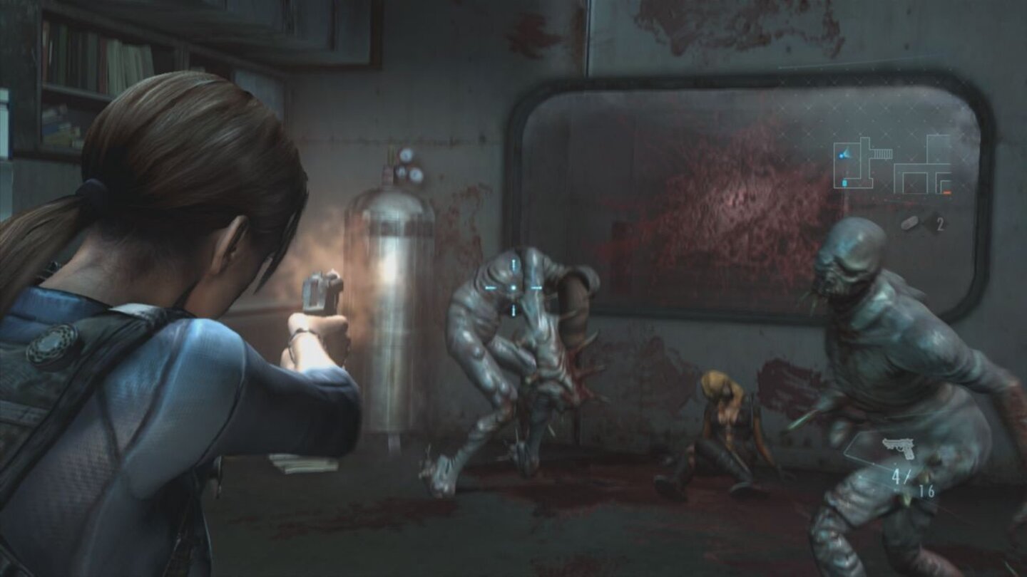 Resident Evil: RevelationsWenn euch mehrere Mutanten gleichzeitig angreifen, ist ein ruhiger Abzugsfinger gefragt.