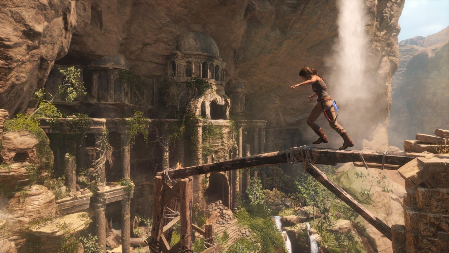Rise of the Tomb RaiderNanu? Das ist aber nicht Sibirien! Lara verschlägt es in mehrere Ecken der Welt, darunter etwa Syrien.