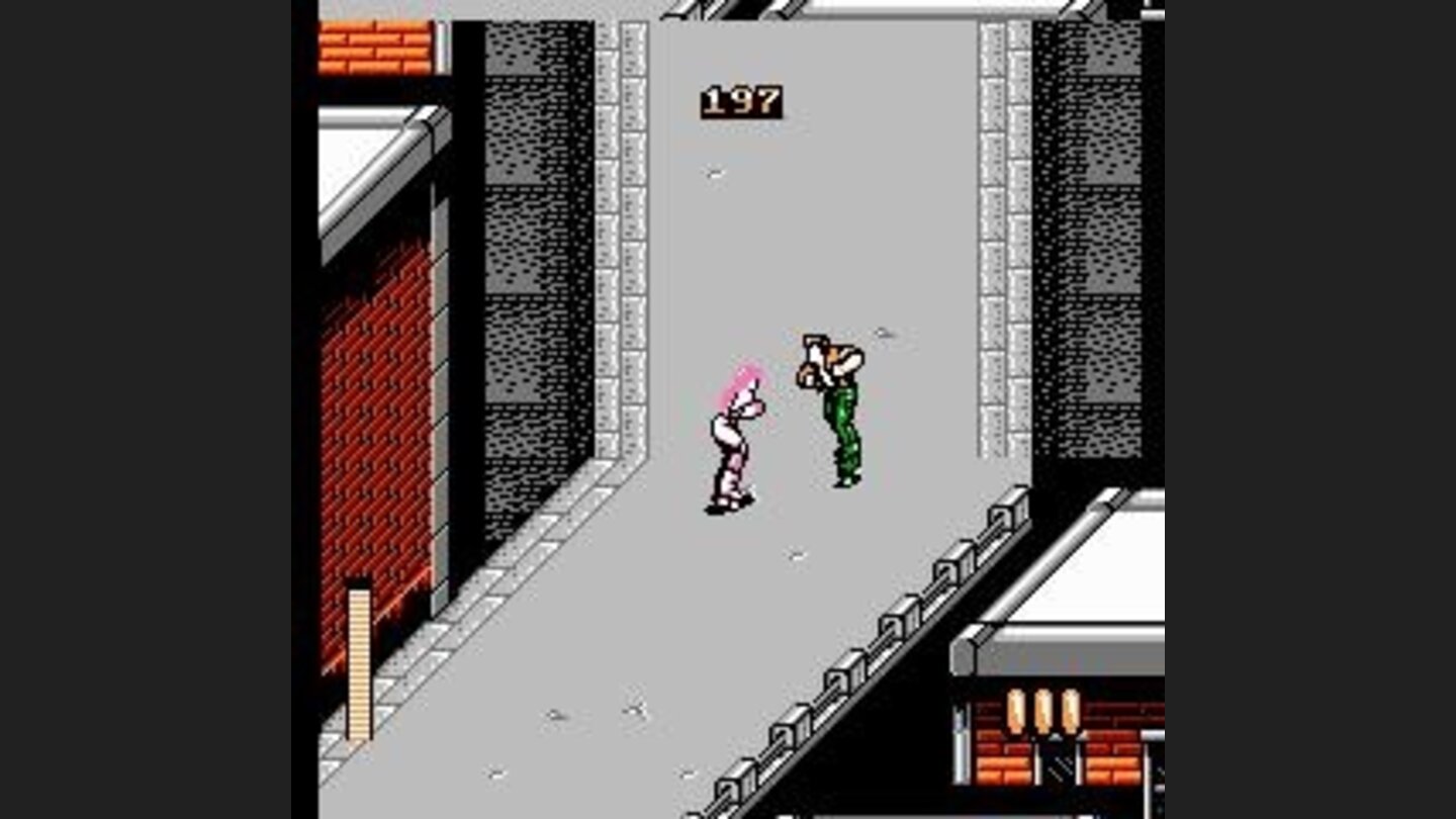 Fighting an enemy, also on rollerblades