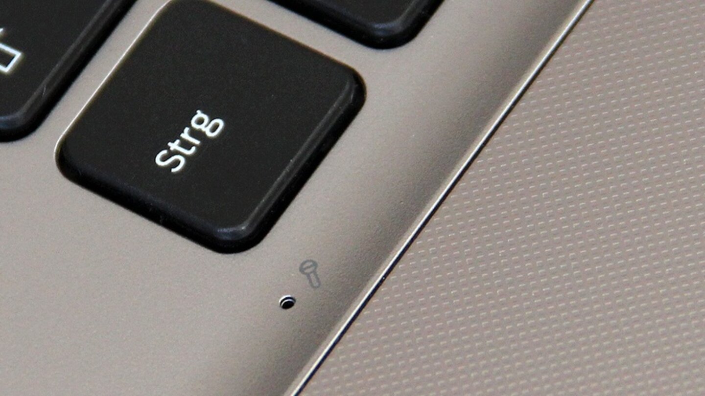 Samsung Serie 5 550P7C