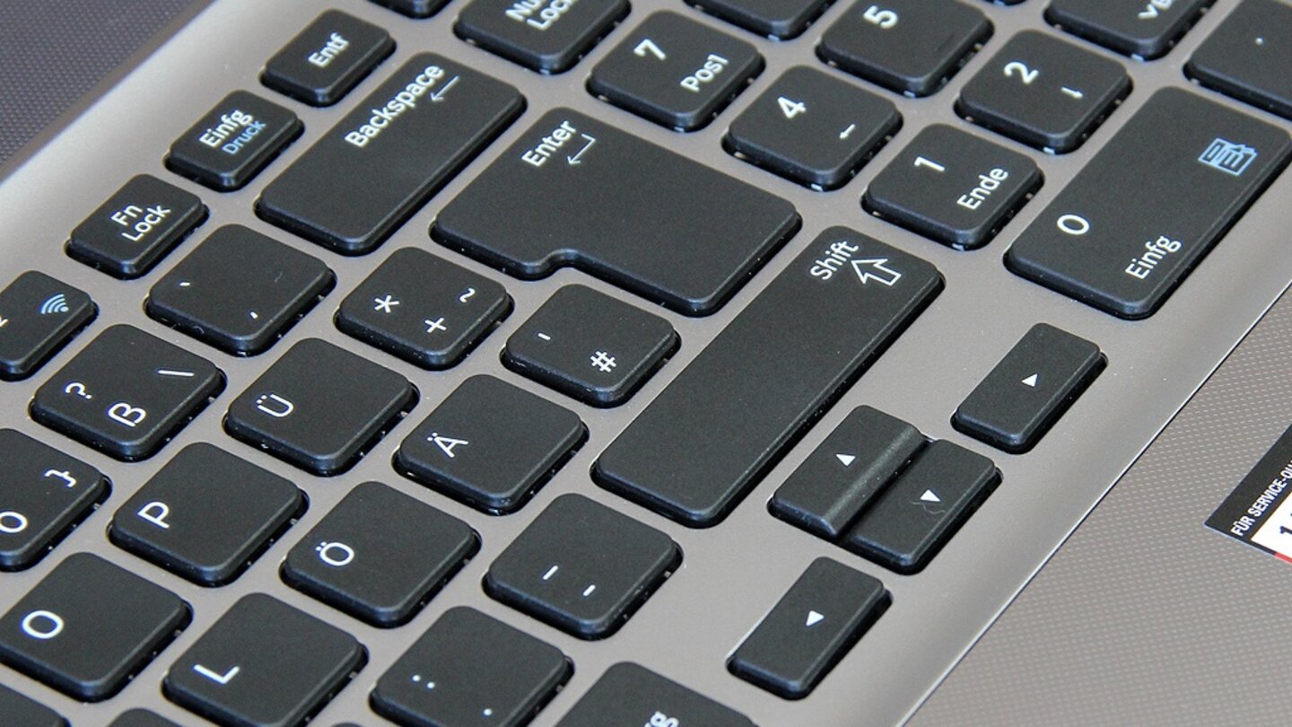 Samsung Serie 5 550P7C