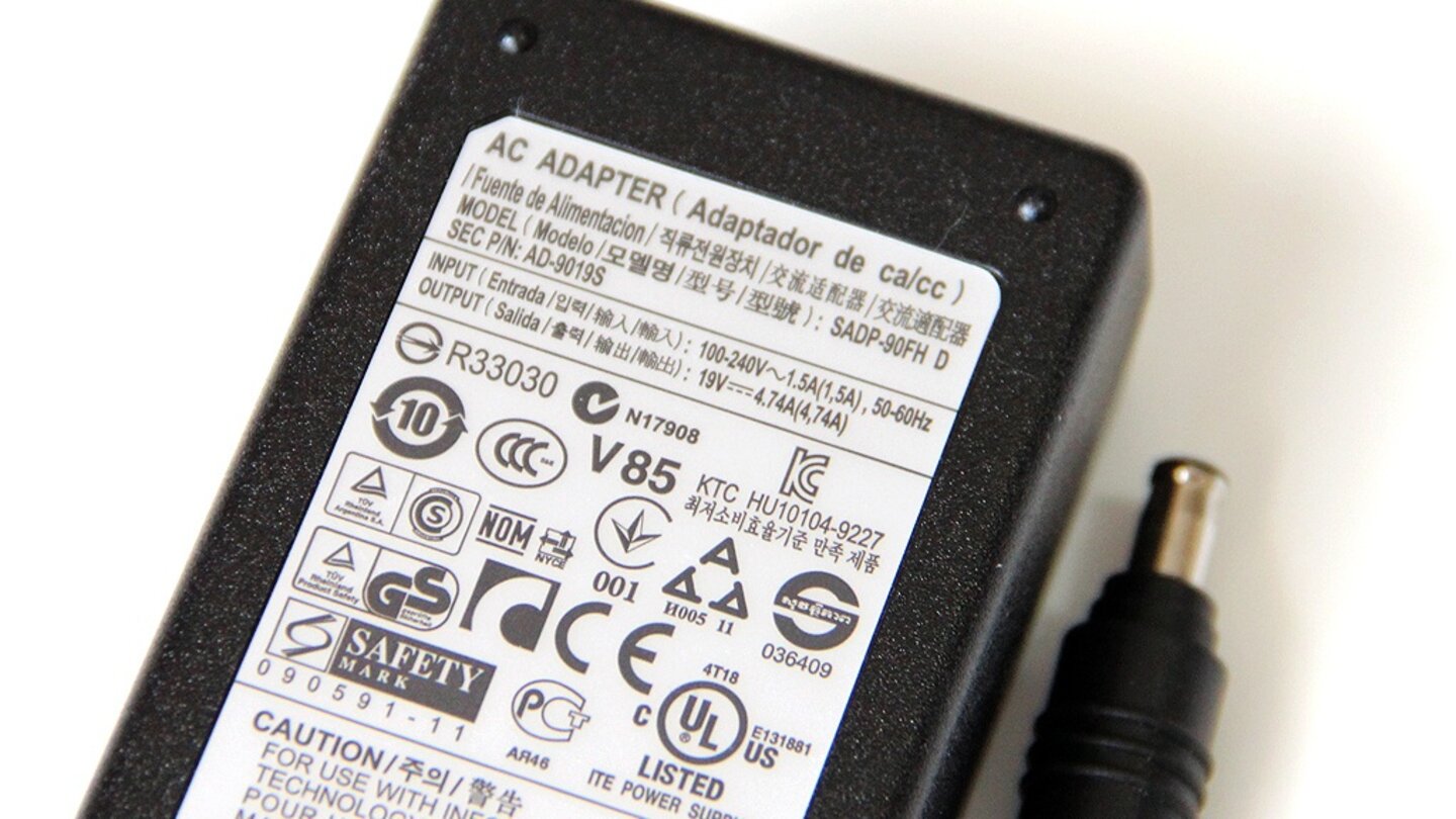 Samsung Serie 5 550P7C