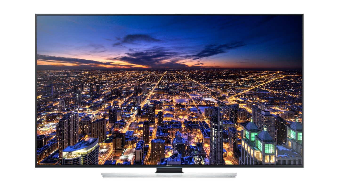 Der Samsung UE55HU7590L gehört zur Serie 7 und ist 55 Zoll groß, die Auflösung ist mit 3840x2160 Pixeln vier Mal so hoch wie Full HD (1920x1080 Pixel).