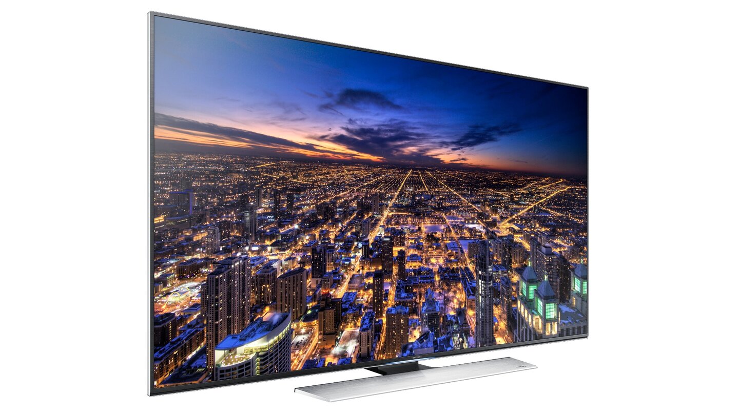 In der 7-Serie gibt es drei weitere Modelle mit Diagonalen 65 Zoll, 75 Zoll und 85 Zoll. Preislich reichen sie von 4000 Euro bis 10.000 Euro.