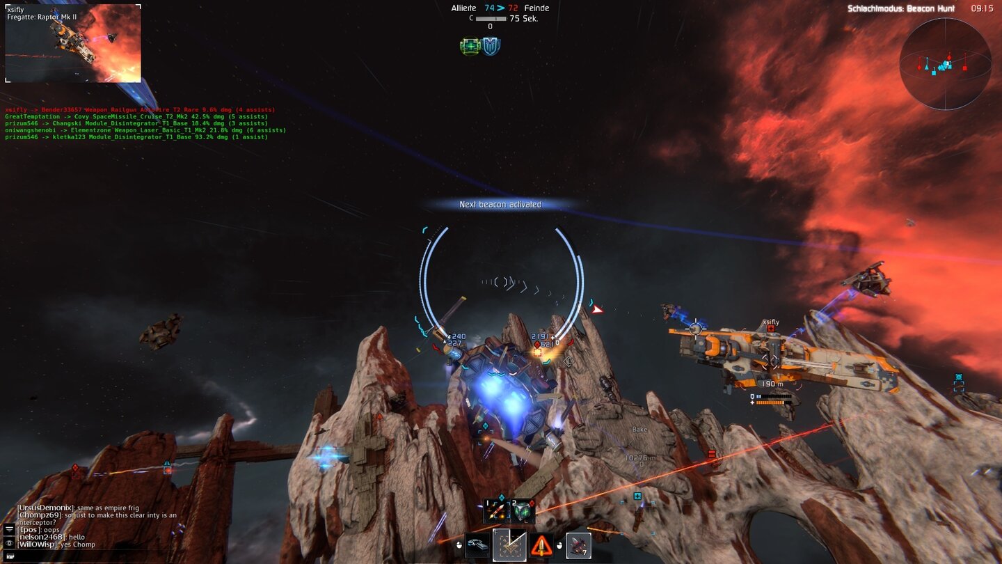 Star ConflictWir knöpfen uns eine Fregatte mit aktivierten Drohnen vor – schön von der Seite.