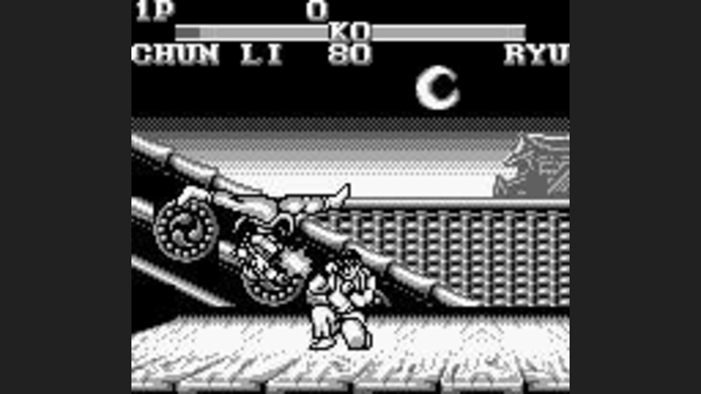 Ryu defended Chun-Lis spinning kick.