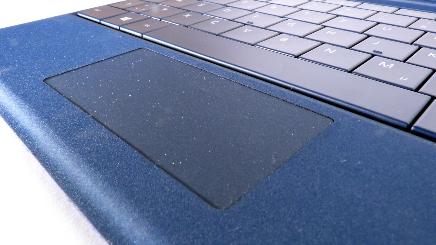 Surface 3 - kleines Touchpad am Cover