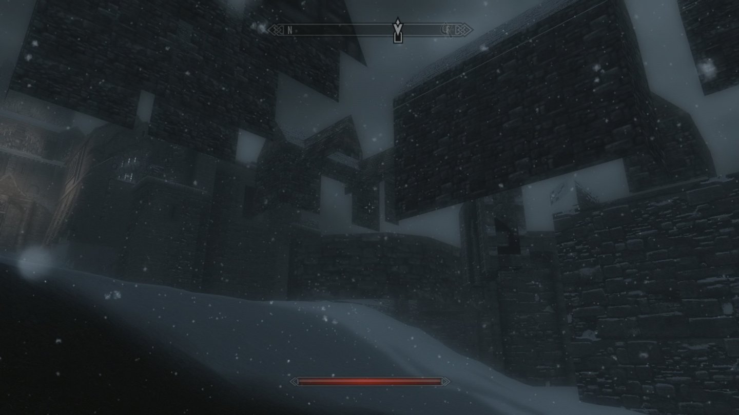 The Elder Scrolls 5: Skyrim (Xbox 360)Einer der seltenen Bugs: Diese Häuser hängen in der Luft.