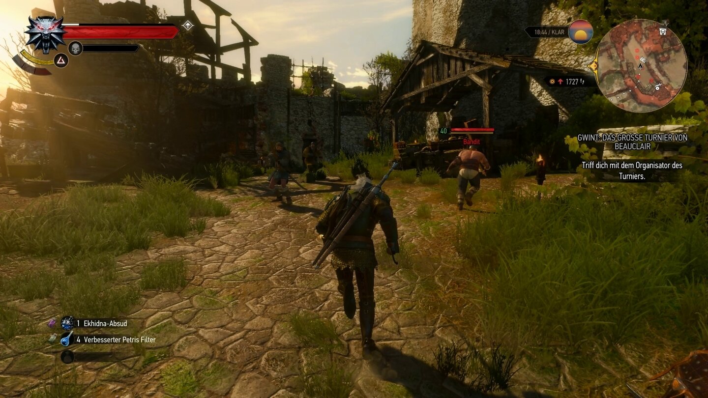 The Witcher 3: Blood and WineWollen wir die Banditenfestung stürmen, sollten wir zuerst den Schurken ausschalten, der das Signalfeuer für Verstärkung anzünden will.