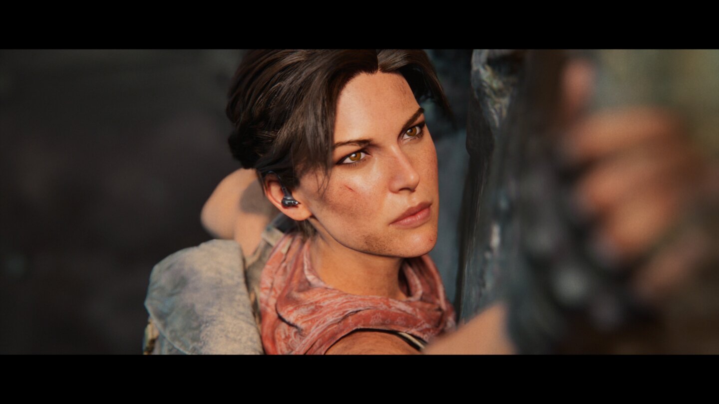 TombRaider-Catalyst-Teaser-LaraCroft-Climb