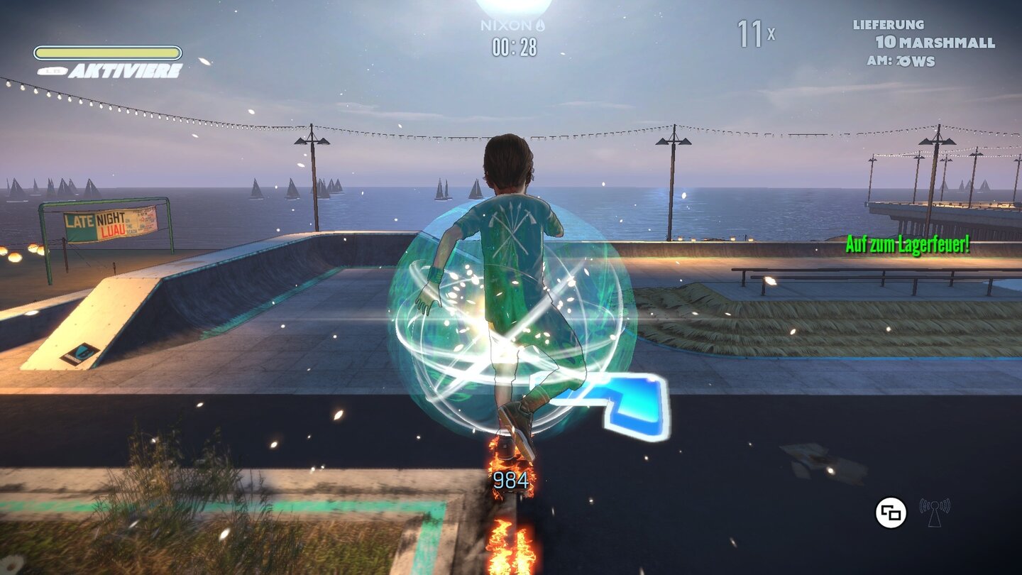 Tony Hawk's Pro Skater 5 - Bilder aus der Xbox One-VersionDie Levels wie hier der Feuerstrand sind mitunter ziemlich groß, wirken aber mangels Objekten oder gar Passanten verhältnismäßig leer.