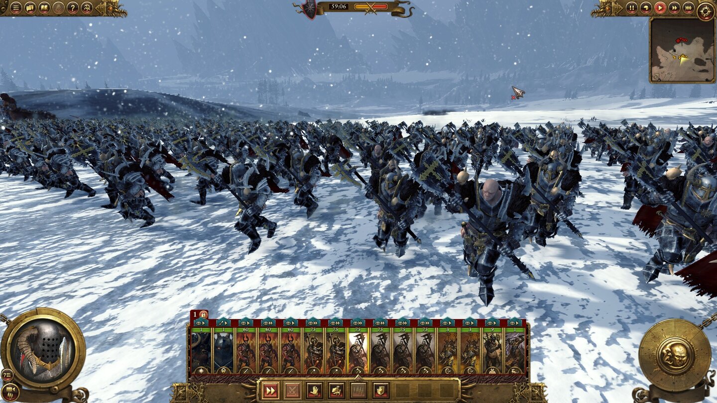 Total War WarhammerChaoskrieger sind keine völlig neue Einheit, mit dem DLC kommt aber diese Version mit schweren Zweihandwaffen dazu.