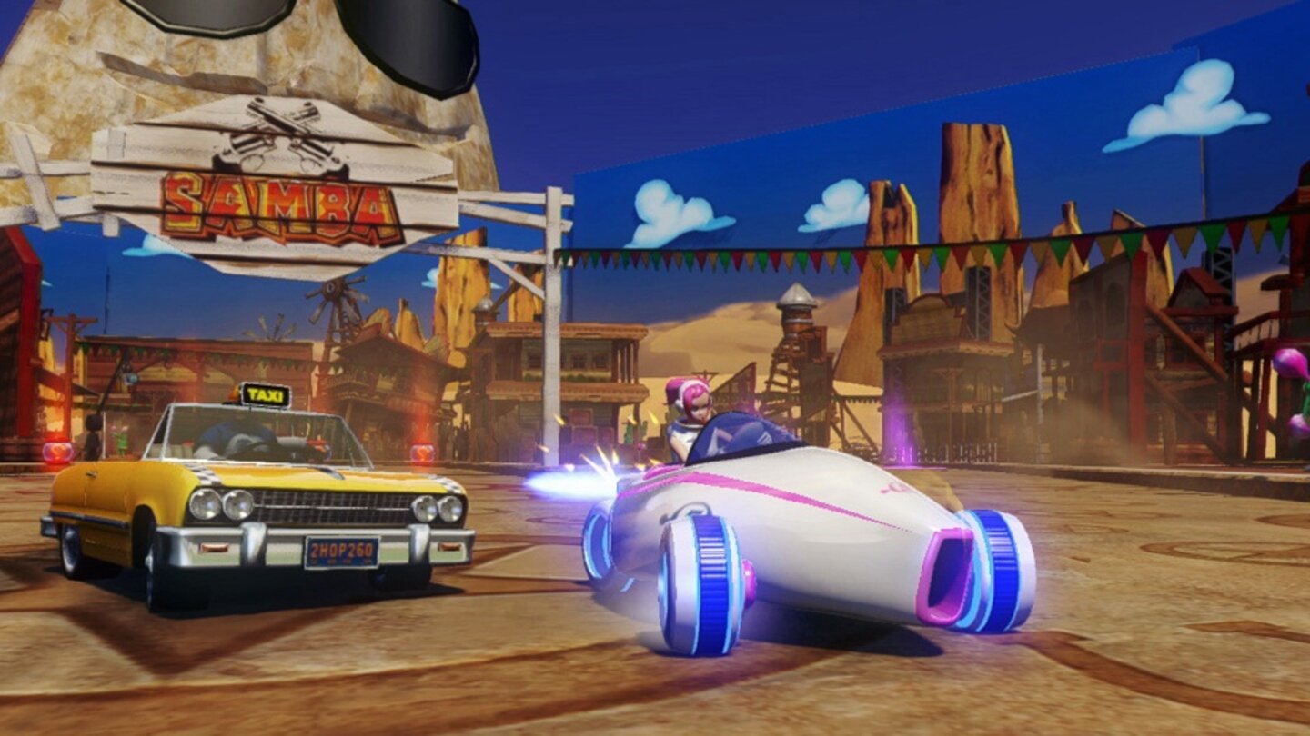 Sonic & All-Stars Racing TransformedAuf 16 Strecken liefern sich Sonic und andere bekannte Charaktere aus dem Sega-Universum schnelle Rennen. Die Besonderheit dabei sind die Rennwagen, die sich verwandeln und so dem jeweiligen Streckenabschnitt anpassen können.