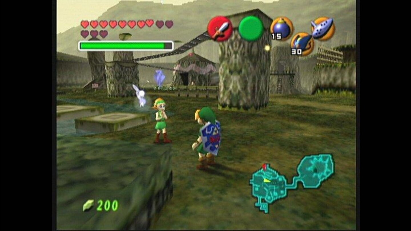 Zelda: Ocarina of TimeZelda: Ocarina of Time gilt als eines der besten Spiele aus der Reihe. Nicht verwunderlich also, dass mittlerweile ein Remake für Nintendos 3DS in der Mache ist. Wollte man nun böse sein, könnte an sagen, dass der Held Link das macht, was er halt in jedem Zelda-Spiel macht: Das Reich Hyrule vor dem bösen Ganondorf retten. In Ocarina of Time kommt allerdings noch eine umfangreiche Zeitreise-Komponente hinzu.So kann Link mit Hilfe des sogenannten Masterschwerts zwischen zwei Zeiten hin-und-her springen. Dabei ist er dann als kleiner Junge oder als Erwachsener spielbar. Beide haben einige unterschiedliche Fähigkeiten. So kann nur der erwachsene Link reiten oder mit dem Bogen umgehen. Der junge Link passt dafür durch enge Stellen, an denen der große Link stecken bleiben würde und kann mit einer Schleuder kämpfen. Ein interessante Möglichkeit bieten außerdem Bohnensamen, die er junge Link einpflanzen kann und die in der erwachsenen Zeitlinie Kletterhilfen für den großen Link bieten, weil sie in der Zwischenzeit gewachsen sind.