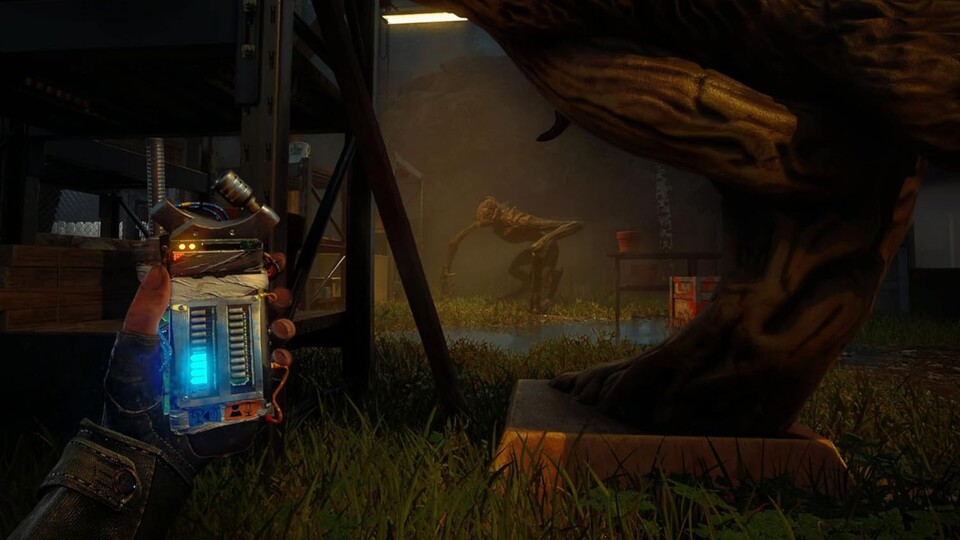 Als Hilfestellung liefert euch dieses PS5-Horrorspiel ein Gerät, das den Geräuschpegel misst. Das ist angesichts der riesigen, außerirdischen Monster aber nur ein schwacher Trost.