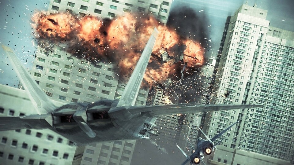 Heikel: in Ace Combat: Assault Horizon landet mancher Jet in den Wolkenkratzern.