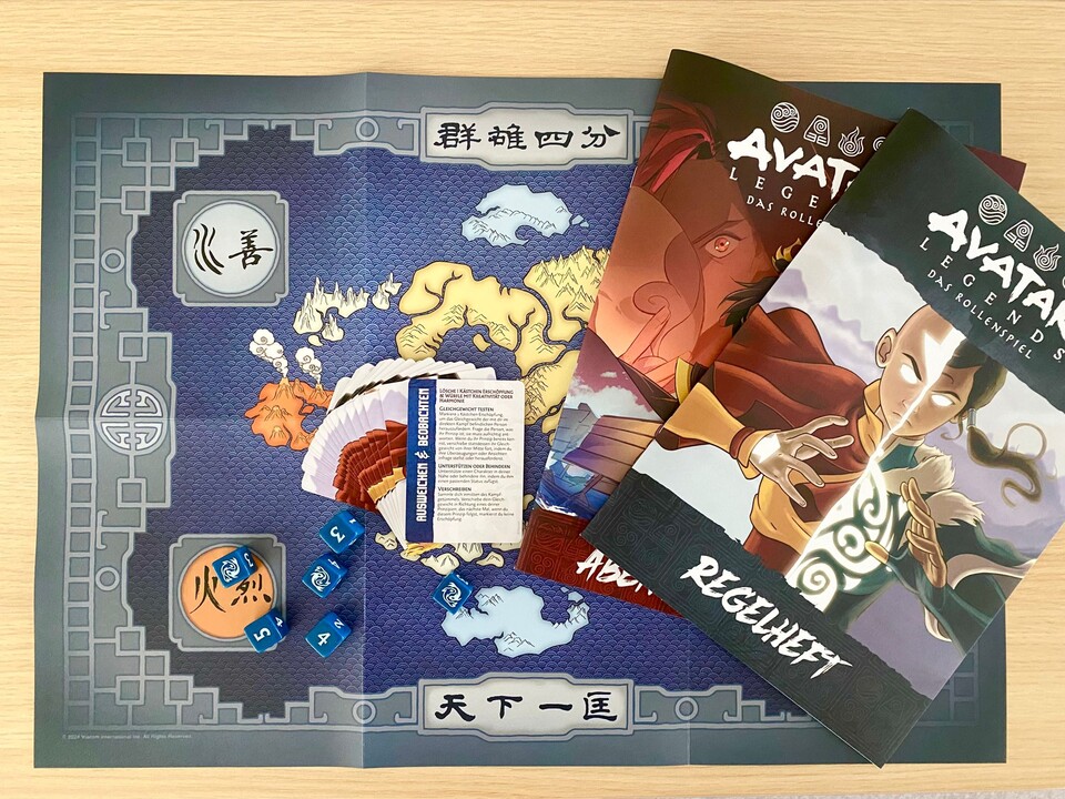 Der Inhalt der Avatar Legends Starter Box ist sehr detailliert gestaltet.